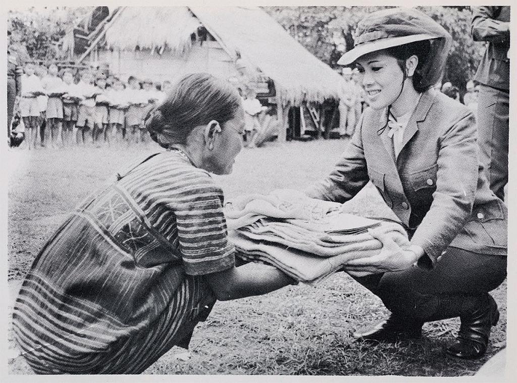 พระราชประวัติ บทความ