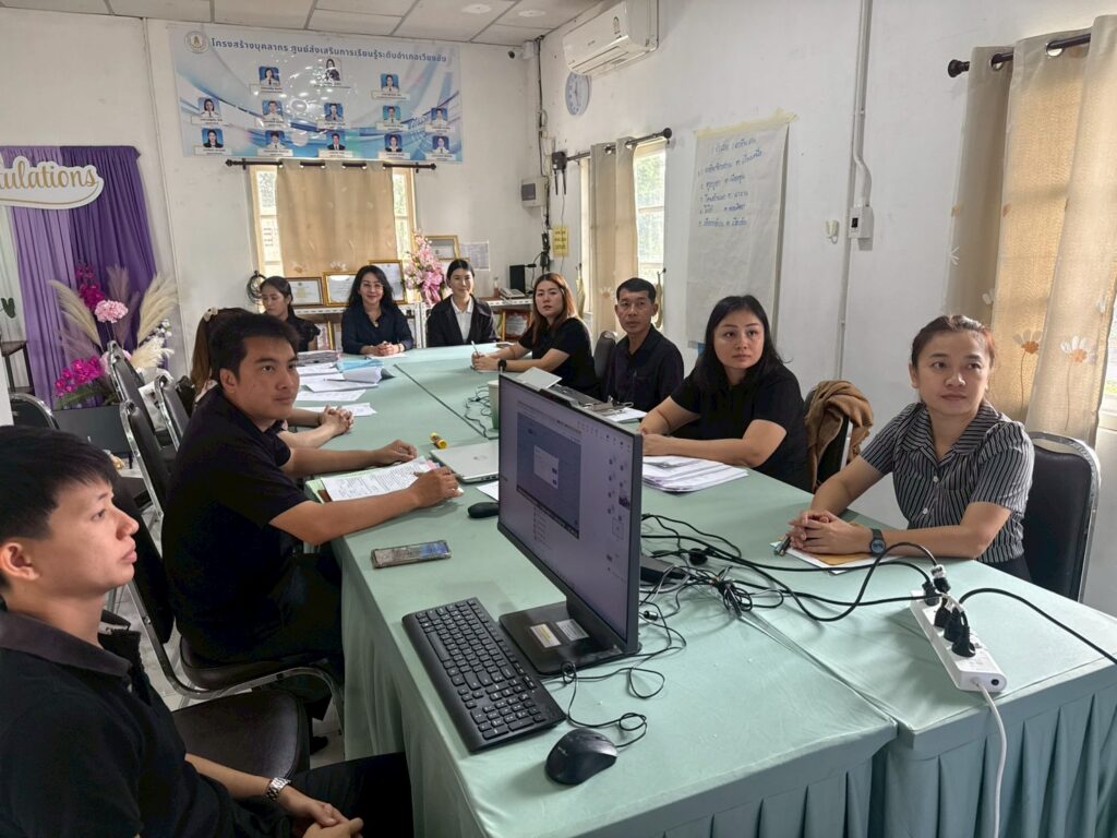 699875228_122210649266571109_1087716846520756816_n-1024x768 ประชุมชี้แจงการกรอกข้อมูลลงในแพลตฟอร์ม DOLE Zero Dropout