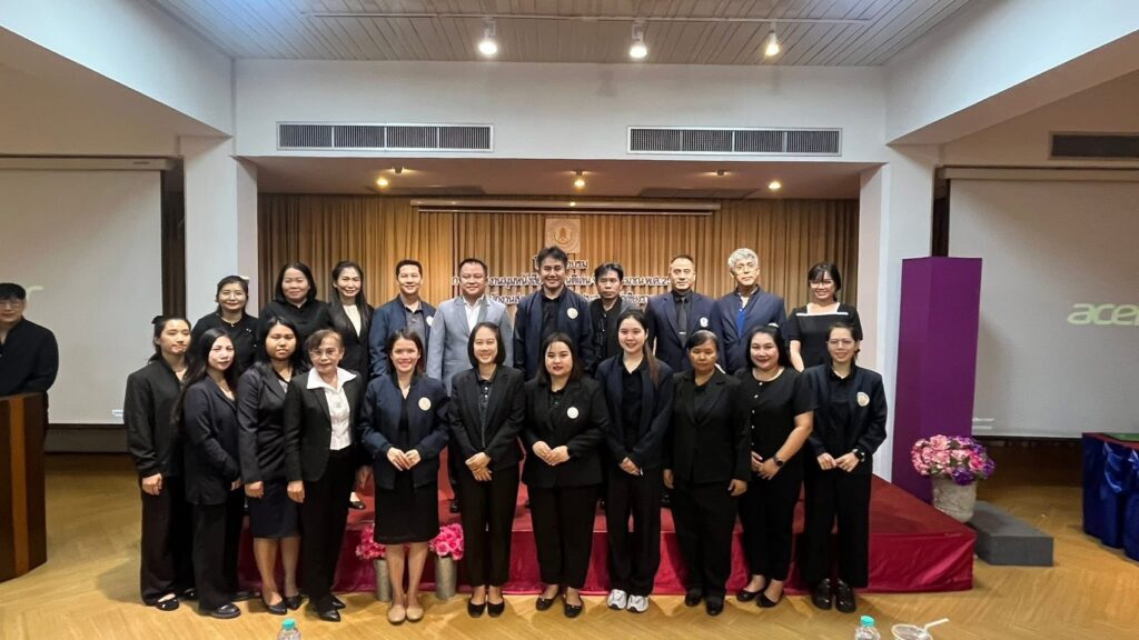 704631706_122211395978571109_1290599619225986266_n-1024x576 เข้าร่วมอบรมการดำเนินงานมุมหนังสือหมู่บ้านดีเด่น ปีงบประมาณ พ.ศ.2569
