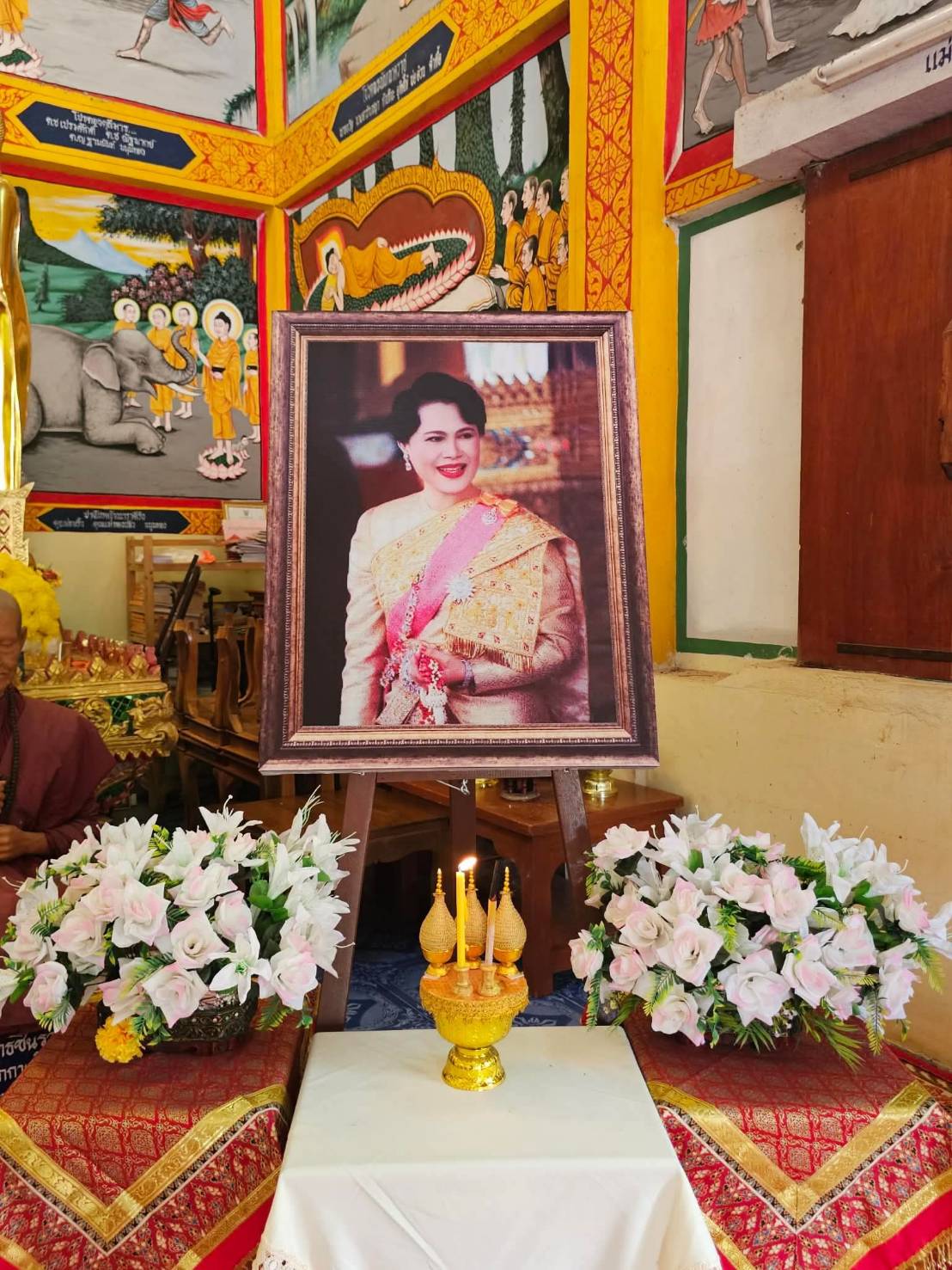 266210_0 เข้าร่วมพิธีบำเพ็ญกุศลถวายพระพันปีหลวงอำเภอเวียงชัย ประจำเดือนพฤษภาคม