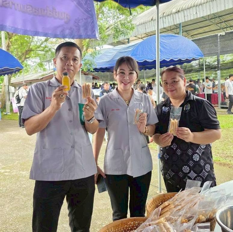 723099464_27885854257687616_6335940065077678790_n โครงการจัดกิจกรรมจังหวัดเคลื่อนที่ และการออกหน่วยแพทย์เคลื่อนที่แพทย์อาสาสมเด็จพระศรีนครินทราบรมราชชนนี (พอ.สว.)