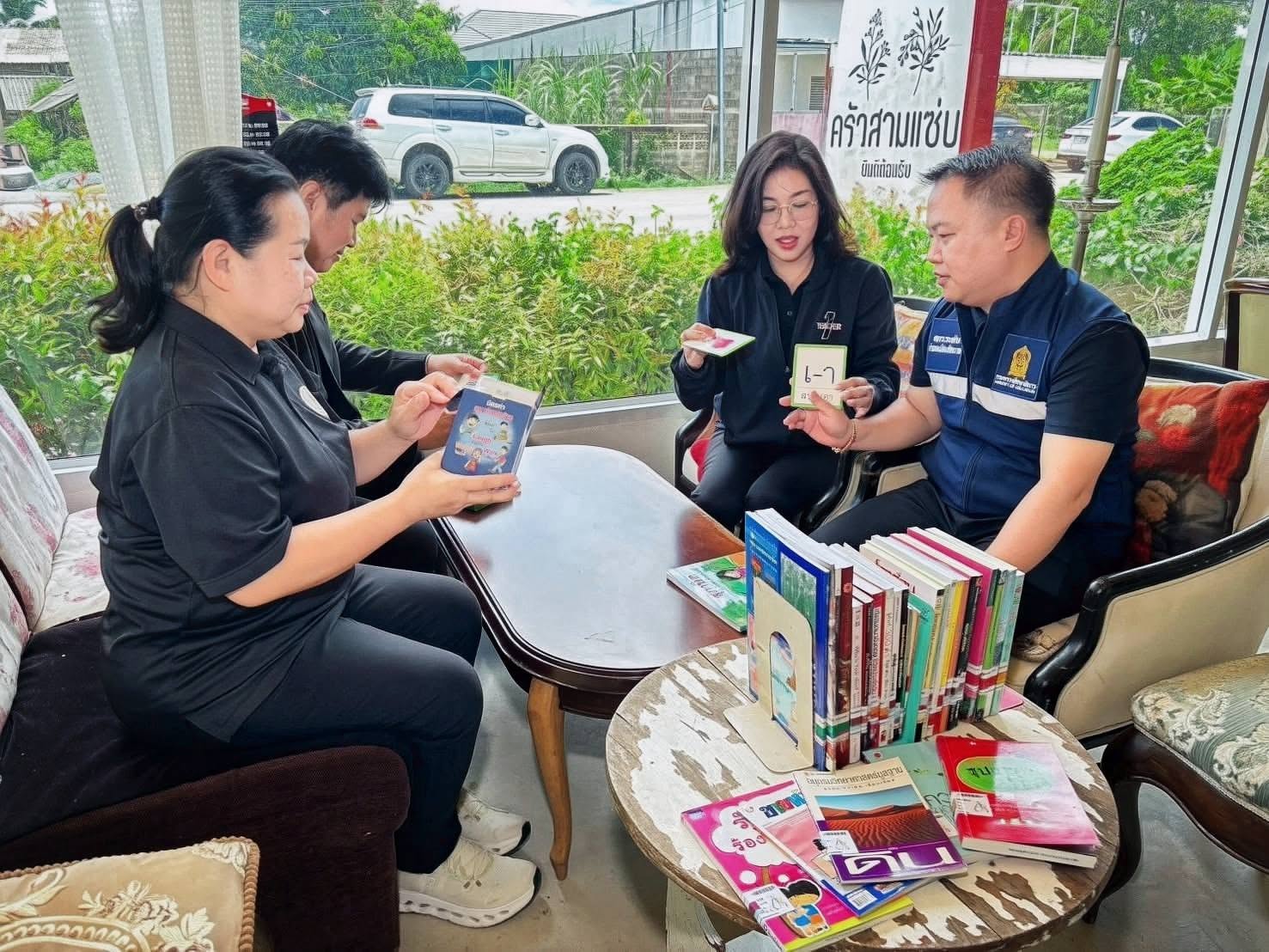 726526403_27970067635932944_254191768110510947_n ประเมินคัดเลือกมุมหนังสือหมู่บ้านดีเด่น (Co-Reading Space) ประจำปีงบประมาณ พ.ศ. 2569